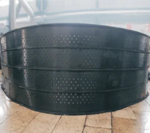 Heavy-duty rubber track for tumble blast machines